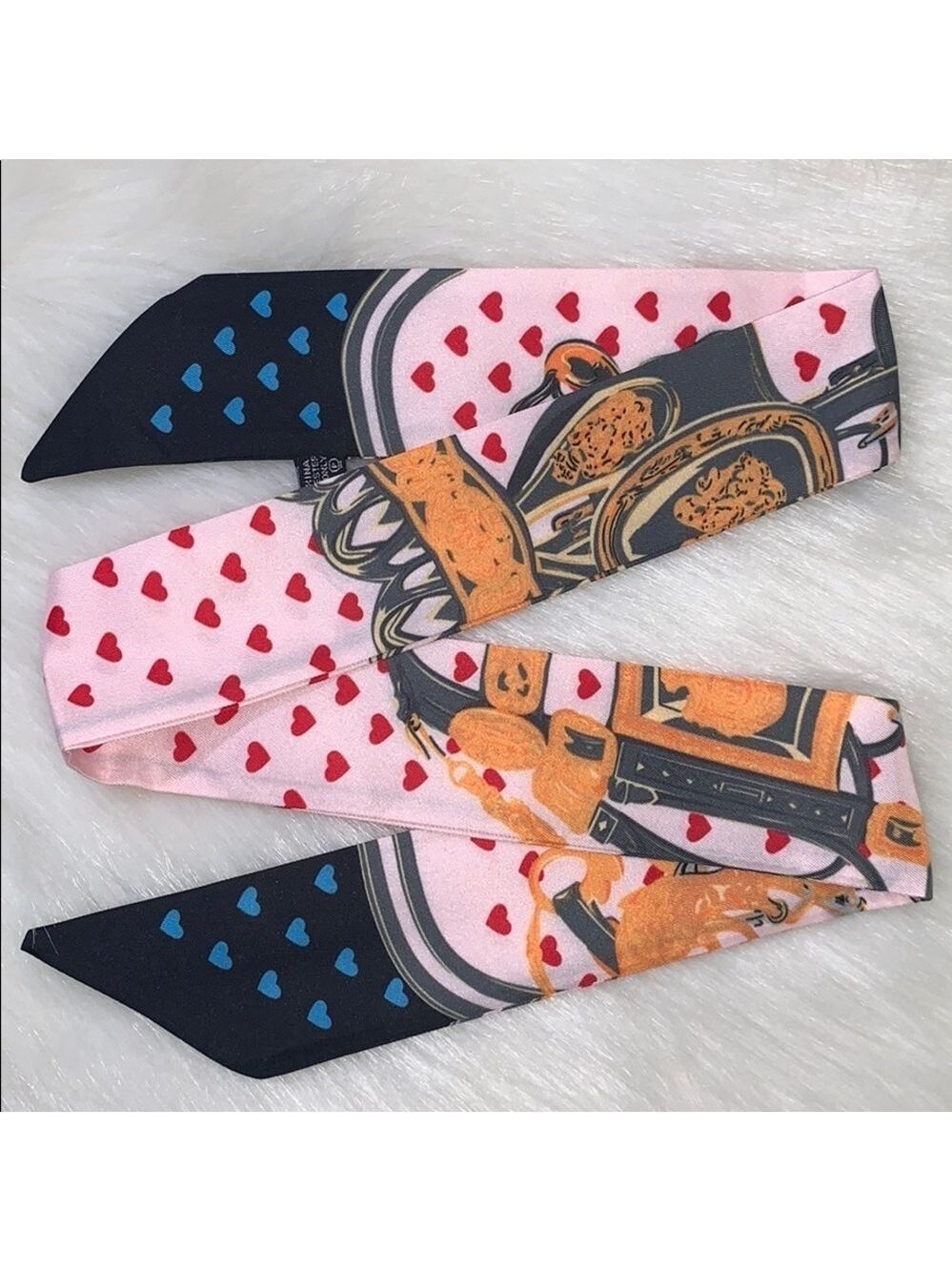 BLACK PINK HEART SKINNY SCARF BAG HANDLE WRAP BANDEAU HAIR TIE LOVE PRINT - Picture 7 of 7